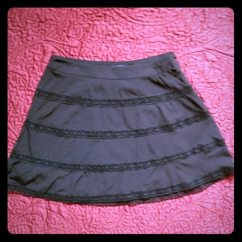 The Limited little black skirt